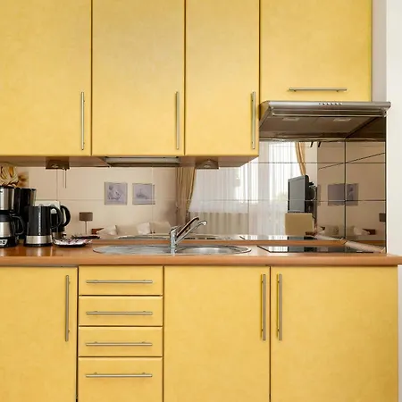 Spacerowa Cozy With Balcony In By Renters * Kolberg