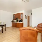 Spacerowa Cozy With Balcony In By Renters * קולובז'ג