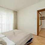 Spacerowa Cozy With Balcony In By Renters דירה