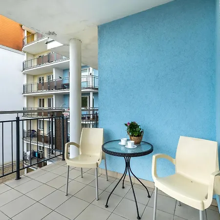 Spacerowa Cozy With Balcony In By Renters Apartmán